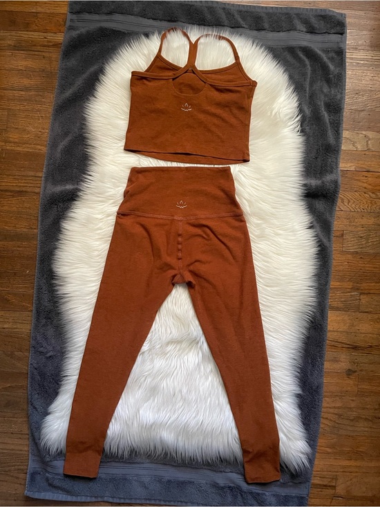 Beyond Yoga Pants - Beyond Yoga Rust Brown High-Waist Leggings & Crop Tank Set
